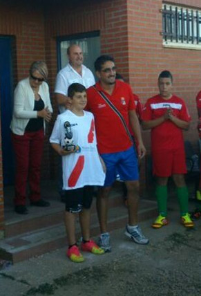 Entrega de Trofeo de Campeones